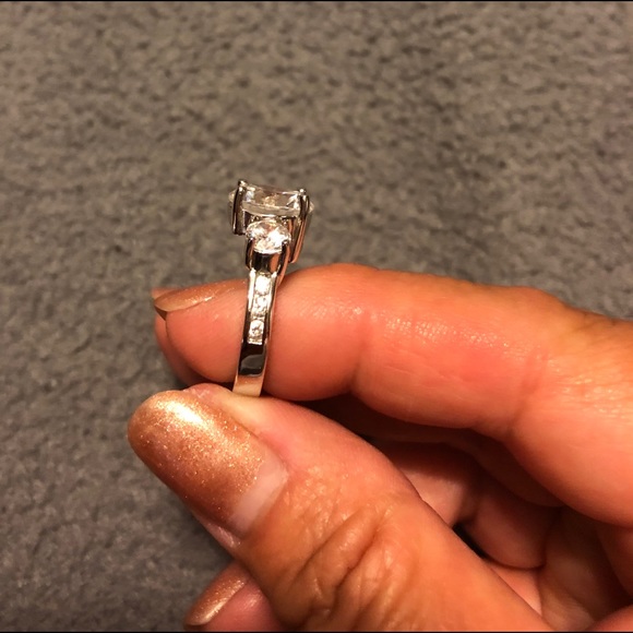 CZ 3 stone ring mounted on silver tone setting. - Picture 8 of 8